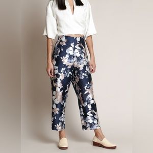 Kaarem Carnation High-Waisted Relaxed Pocket Pant / Size S